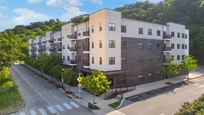 /international/us/782-riverfront-parkway-chattanooga-tn-110108120147/
