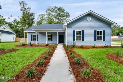 /international/us/97-salkehatchie-road-yemassee-sc-110120513707/
