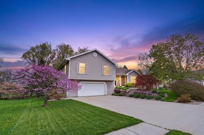 /international/us/717-avalon-road-columbus-wi-110107725255/