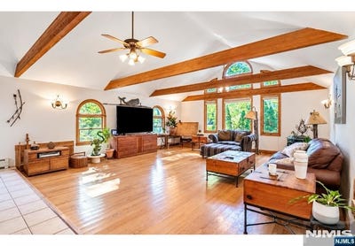 /international/us/10-locust-lane-mahwah-nj-110120415197/
