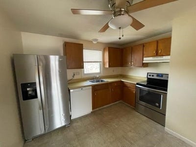 /international/us/591-amory-street-manchester-nh-110108975093/