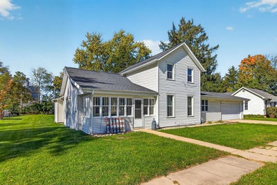 /international/us/132-walnut-street-stillman-valley-il-110120772262/