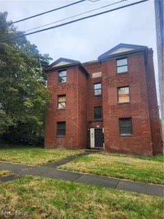 /international/us/174-w-dennick-avenue-youngstown-oh-110103414228/
