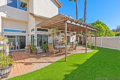/international/us/17926-cassia-pl-san-diego-ca-110106974286/