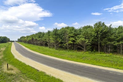 /international/us/l19-jay-drive-dodgeville-wi-110098161093/