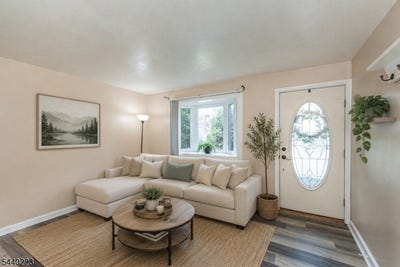 /international/us/7-hobart-pl-clifton-city-nj-110108844478/