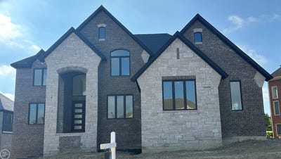 /international/us/54438-carrington-shelby-twp-mi-110094451203/