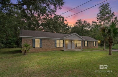 /international/us/14165-river-oaks-drive-coden-al-110102796214/