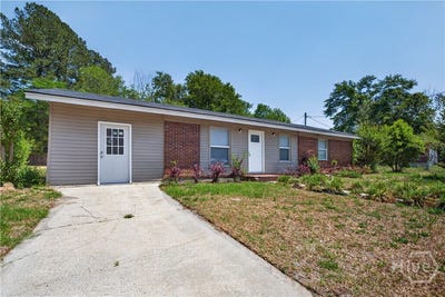 /international/us/109-elm-street-claxton-ga-110107604770/