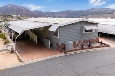 /international/us/9500-harritt-rd-lakeside-ca-110102521022/