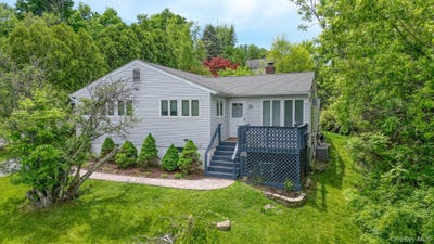 /international/us/281-orchard-drive-monroe-ny-110108449234/