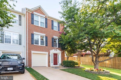 /international/us/7242-traphill-way-gainesville-va-110107982117/