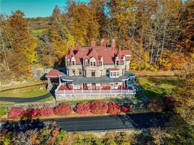 /international/us/54-55-douglas-street-little-falls-city-ny-110092090174/?lang=zh-tw