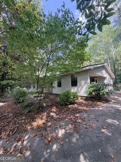 /international/us/8164-new-calhoun-road-ne-adairsville-ga-110109993933/