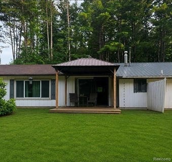 /international/us/9704-slattery-road-burlington-twp-mi-110109160741/