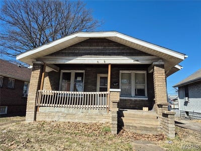 /international/us/2653-washington-avenue-granite-city-il-110108019310/