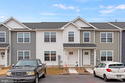 /international/us/8796-hillside-way-waynesboro-pa-110105034508/