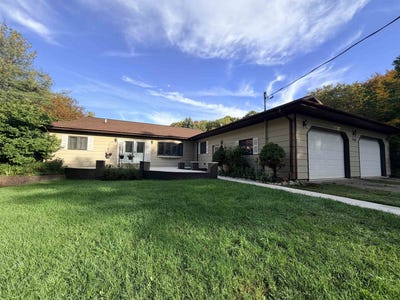 /international/us/150-w-maple-grove-road-farwell-mi-110120096554/