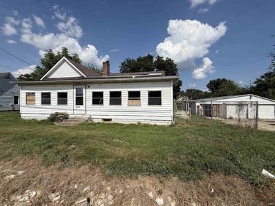 /international/us/415-s-mill-street-owensville-in-110100899727/