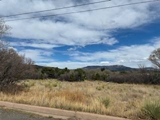 /international/us/dwyer-avenue-raton-nm-110107312347/