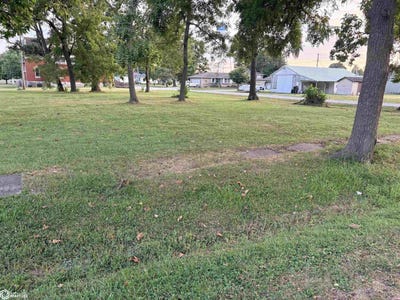 /international/us/202-e-5th-street-moulton-ia-110110080312/