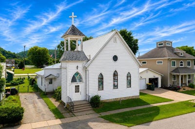 /international/us/230-south-burlington-ave-bagley-wi-110109213385/