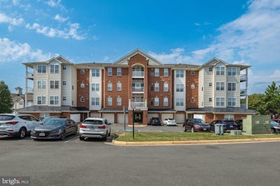 /international/us/9712-handerson-place-manassas-park-va-110120527744/