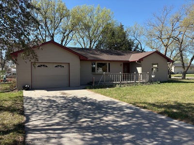 /international/us/650-f-street-burwell-ne-110107452422/