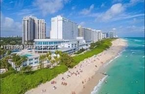 /international/us/8475-sw-156-miami-fl-110120517702/