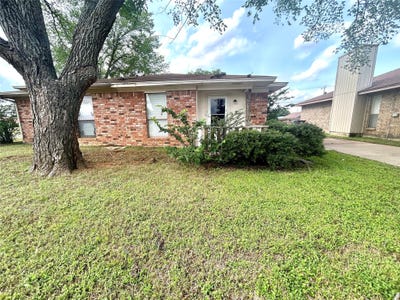 /international/us/2303-lido-lane-arlington-tx-110108388464/