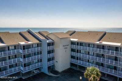 /international/us/2111-w-fort-macon-road-atlantic-beach-nc-110100447882/