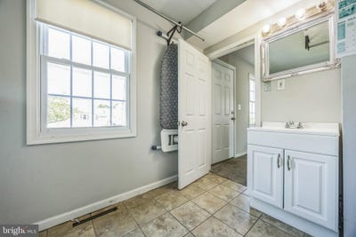 /international/us/304-bergen-avenue-bellmawr-nj-110100969880/