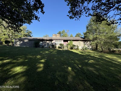 /international/us/208-e-seneca-circle-oneida-tn-110094985012/