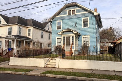 /international/us/135-crestmont-road-binghamton-ny-110106981716/