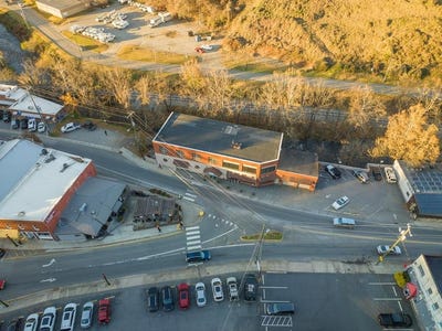 /international/us/456-w-main-street-sylva-nc-110104057122/