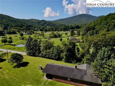 /international/us/1125-church-road-boone-nc-110077890076/