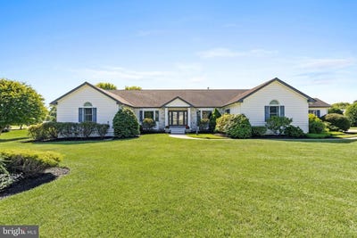 /international/us/10-strawberry-ln-cape-may-nj-110100311964/