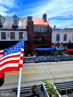 /international/us/28-main-street-warrenton-va-110107467094/