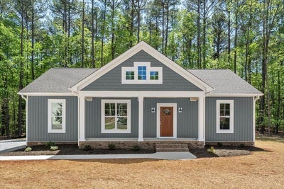 /international/us/141-jamestown-lane-bracey-va-110103267685/