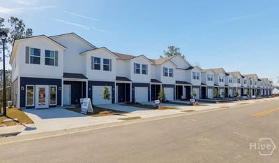 /international/us/6435-abney-court-valdosta-ga-110105859208/