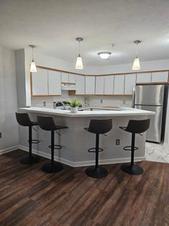 /international/us/1573-oakfield-drive-ann-arbor-mi-110106448522/