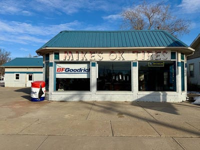 /international/us/400-center-street-marysville-ks-110097039593/
