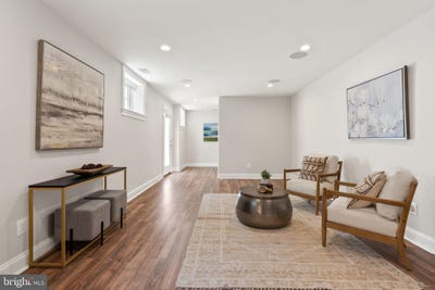 /international/us/8013-maple-ridge-road-bethesda-md-110101198823/