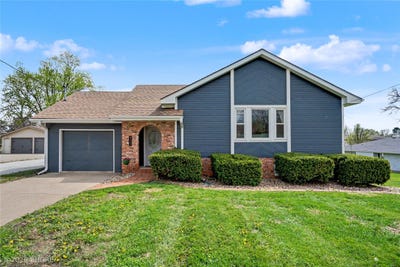 /international/us/503-s-11th-street-adel-ia-110107439634/