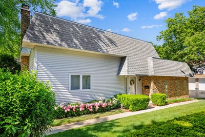 /international/us/223-pin-oak-drive-wilmette-il-110108416321/