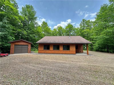 /international/us/4686-w-butler-road-winter-wi-110100343095/