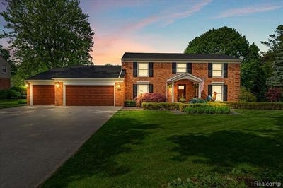 /international/us/931-s-shady-hollow-circle-bloomfield-hills-mi-110108543423/