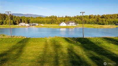 /international/us/18001-bow-lake-lane-bow-wa-110107997545/