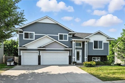/international/us/320-terning-way-howard-lake-mn-110101008585/