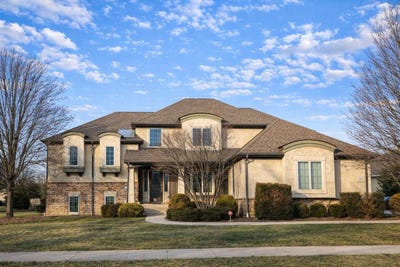 /international/us/7196-s-maple-leaf-circle-blacklick-oh-110105882355/